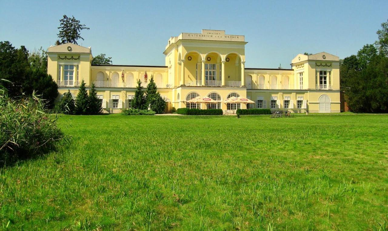 Apartmán Nesyt Sedlec (Breclav) Exterior foto